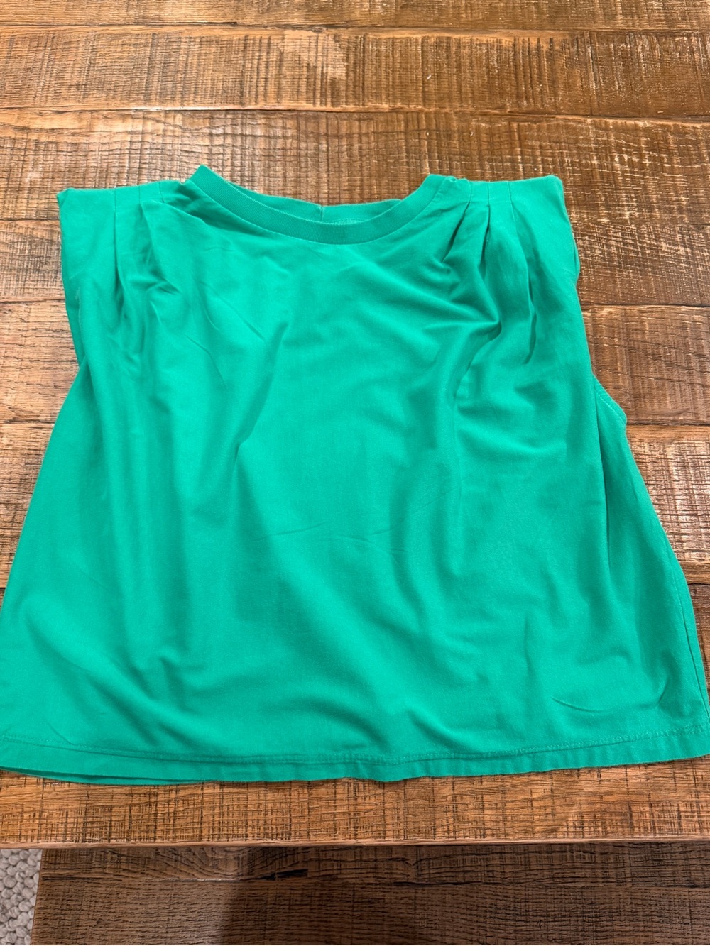 FARM Rio shoulder pad muscle tank M